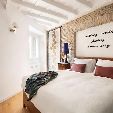 Idyllia - Cozy Retreat In Trastevere Apartment