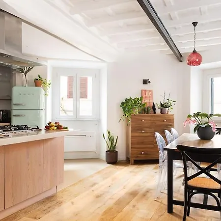 Apartment Idyllia - Cozy Retreat In Trastevere