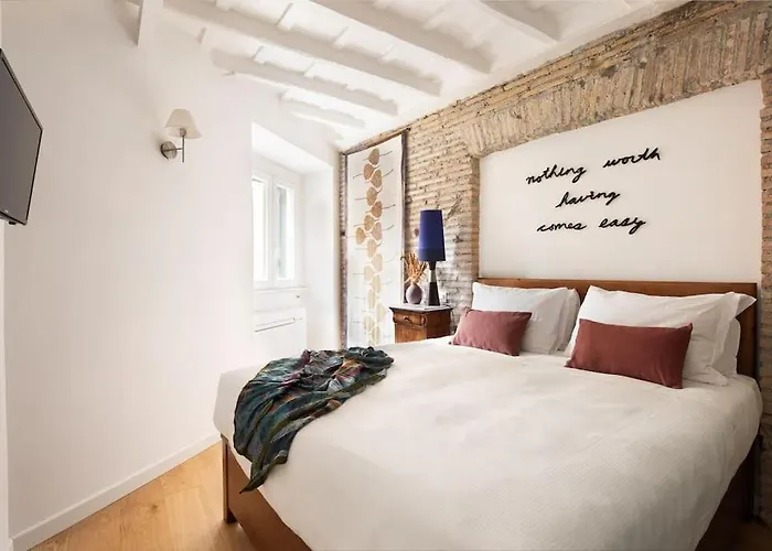 Idyllia - Cozy Retreat In Trastevere Apartment