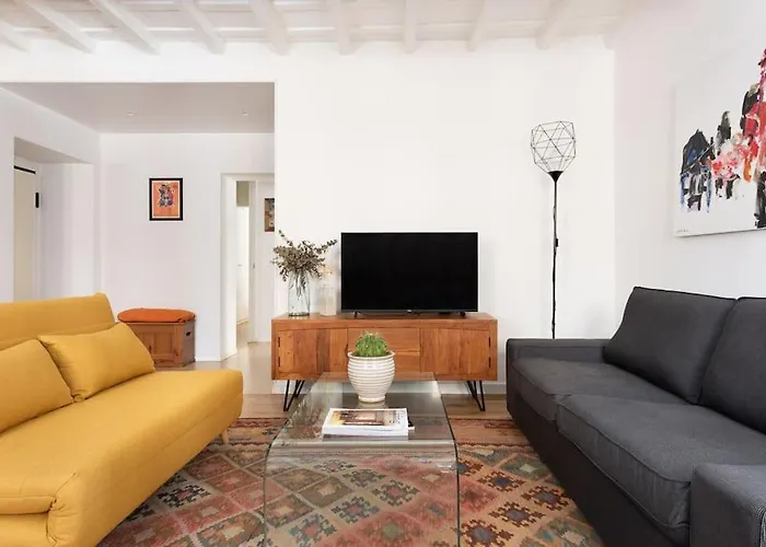Idyllia - Cozy Retreat In Trastevere Apartment *
